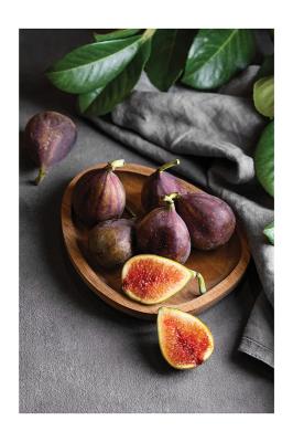 Poster Frische Feigen auf einem Holztablett