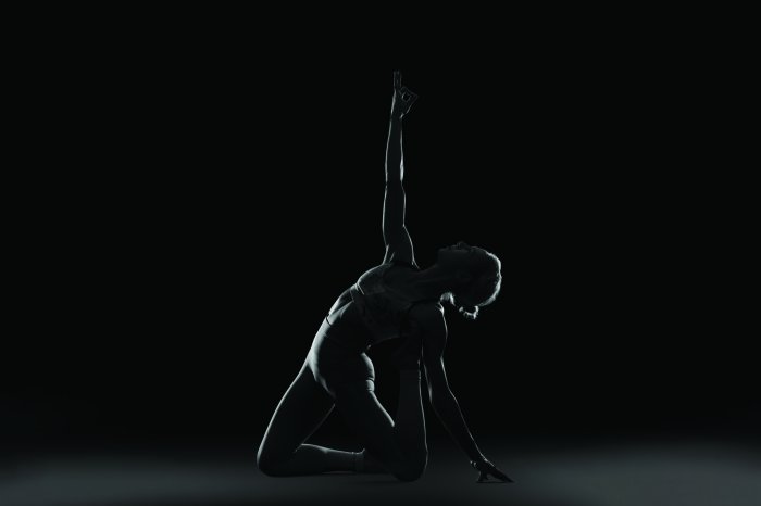 Fototapete Schwarz-weiß Foto einer Turnerin