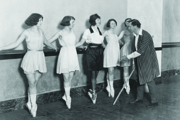 Fototapete Ballettschule im Retro-Stil
