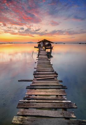 Sticker Holzsteg vor dem Hintergrund eines Sonnenuntergangs
