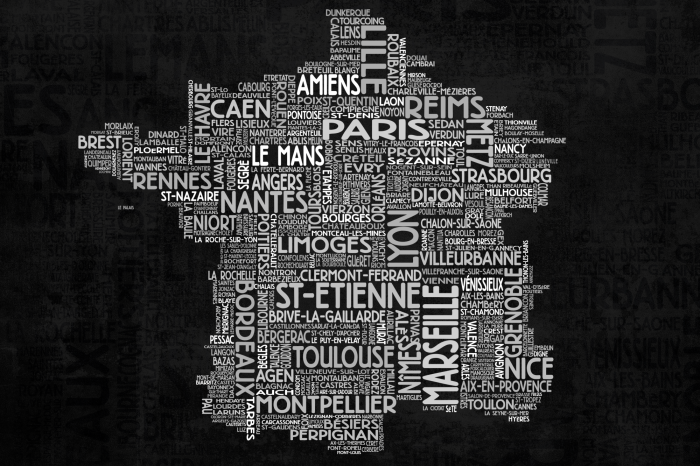 Bild Eine Karte von Frankreich, bestehend aus Städtenamen auf dunklem Hintergrund.