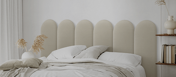 Wandpolster in cremefarbenes