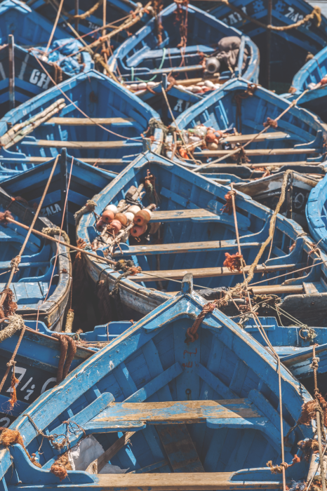 Poster Bunte Boote auf dem Wasser aus der Vogelperspektive
