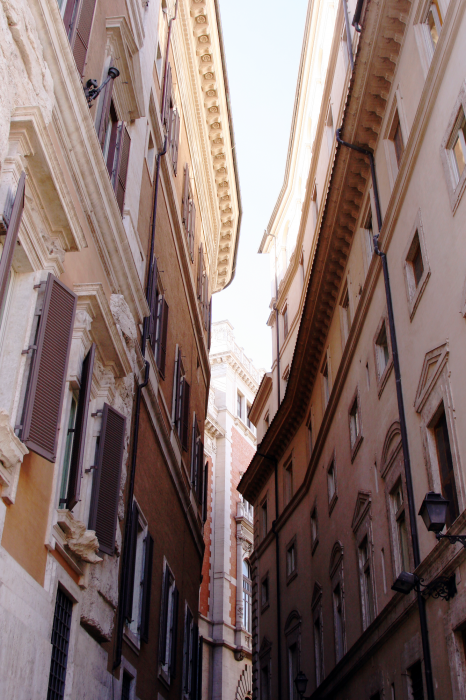 Poster Die Gasse zwischen den Gebäuden