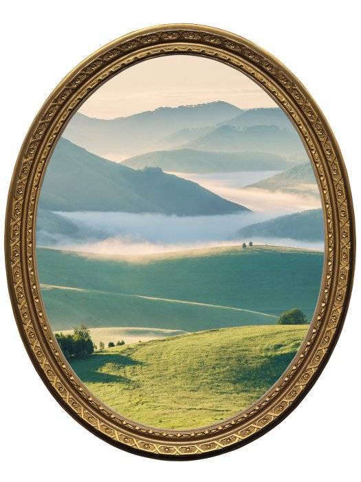Sticker Eine neblige Landschaft mit Bergen im Nebel, eingerahmt von einem goldenen Rahmen