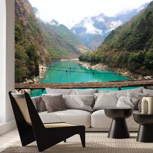 Fototapete Hängebrücke aus Holz in Bergen