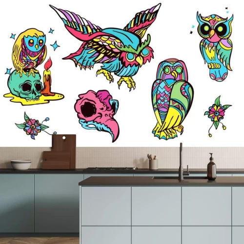 Sticker Tätowierungsvektor der magischen Eule alte Schule. Modische Eulen gesetzt. Klassische Flash-Tattoo-Stil, Patches und Aufkleber-Set