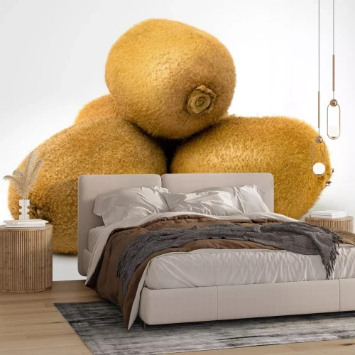 Sticker Ungeschälte Kiwi-Frucht auf weißem Hintergrund