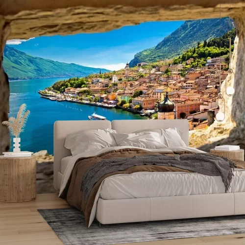 Fototapete Limone sul Garda-Blick durch Steinfenster vom Hügel