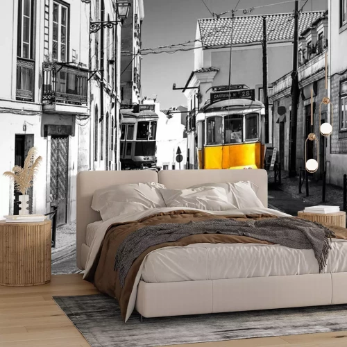 Fototapete Schwarz-weißes Lissabon mit gelbem Akzent