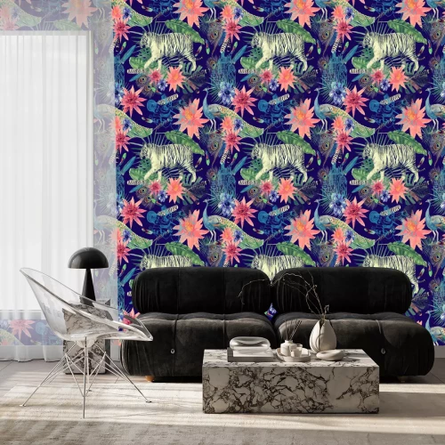 Tapete Nahtloses Aquarellmuster mit Tigern, Pfaus, Blätter, Blumen.