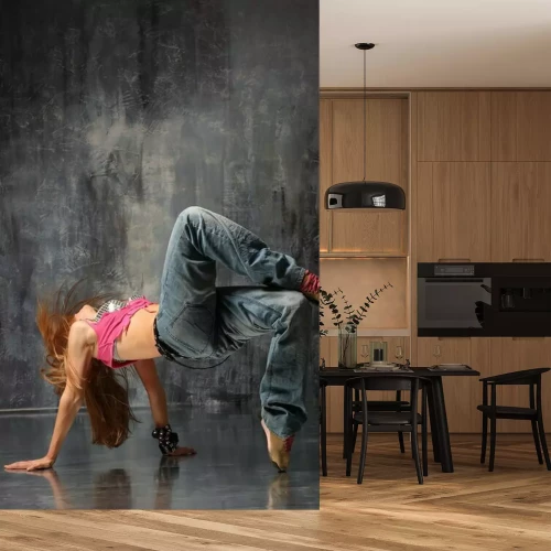 Fototapete Breakdance-Tänzerin vor dem Hintergrund des Betons