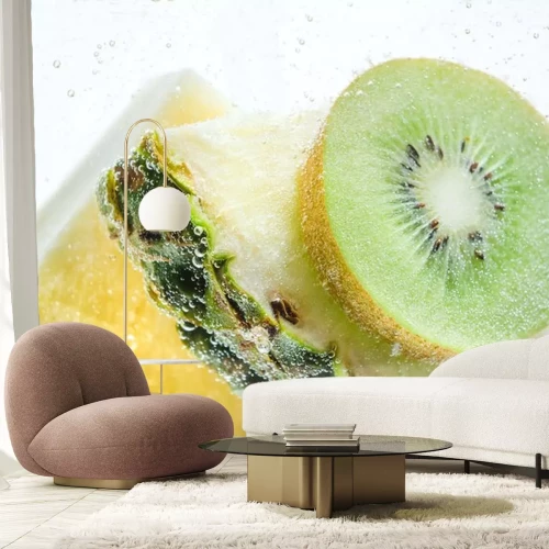 Sticker Kiwi und Ananasscheiben in Wasser