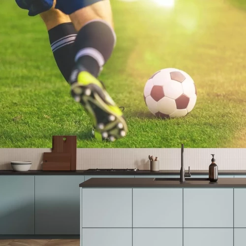 Sticker Spieler läuft zum Ball auf dem Rasen