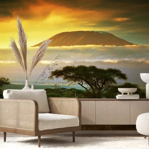 Fototapete Savannah und Kilimandscharo inmitten der Wolken