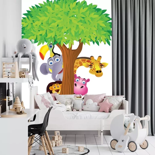 Sticker Tier versteckt sich hinter Baum