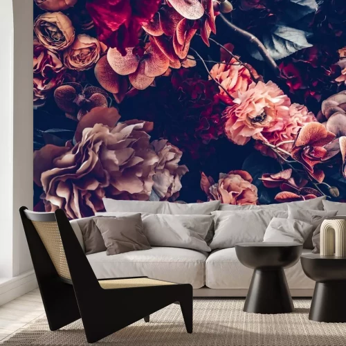 Fototapete Artificial flowers wall background with vintage style