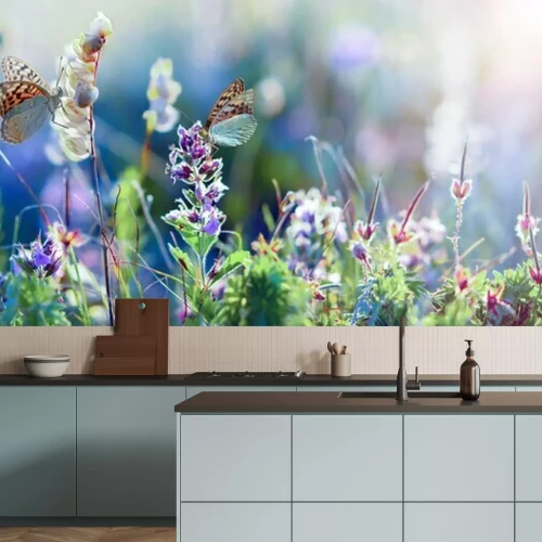 Fototapete Wiesenblumen und Schmetterlinge