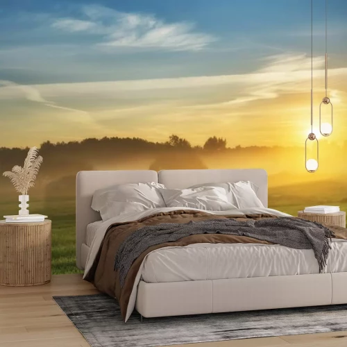 Fototapete Schöner sommerlicher Sonnenaufgang über den Feldern