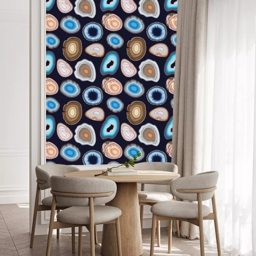 Tapete Geschnittene Kristalle auf dunklem Hintergrund