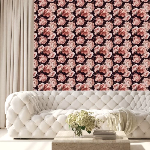 Tapete Pfingstrosenblumen auf schwarzem Hintergrund