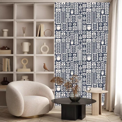 Tapete Eulen und traditionelles Muster von Jagdblumen