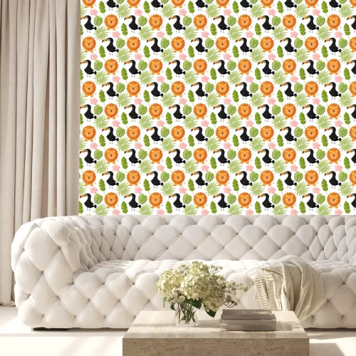 Tapete Löwen und Tukane zwischen Palmblättern