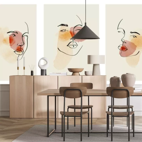 Sticker Gesichter mit Aquarell-Elementen im Hintergrund