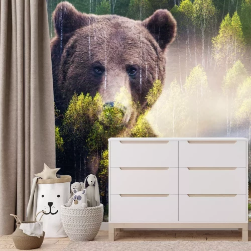 Fototapete Braunbär und grüne Bäume