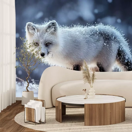 Fototapete Polarfuchs in einem verschneiten Wald