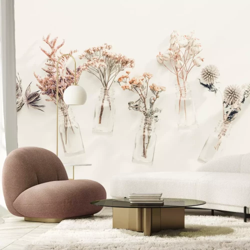 Fototapete Wilde Pflanzen und Blumen in Vasen auf weißem Hintergrund