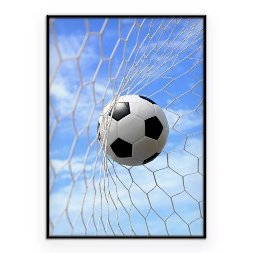 Poster Ein Fußball im Tor gegen den Himmel