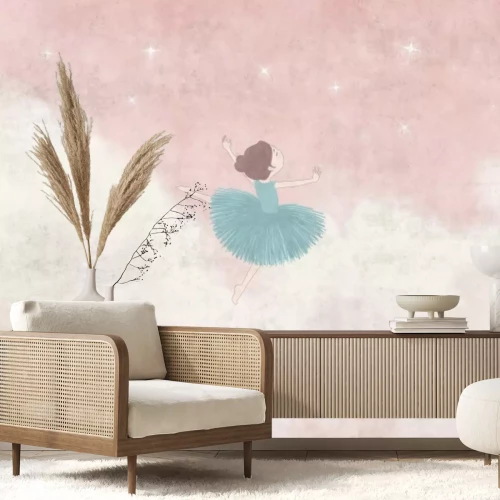 Fototapete Eine Ballerina vor einem rosa Himmel mit Wolken