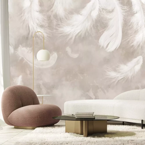 Fototapete Weiße Federn auf beigem Hintergrund in Aquarell