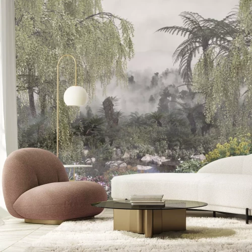 Fototapete Tropische Bäume und bunte Blumen im Morgennebel