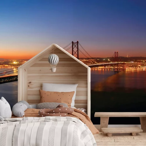 Fototapete Landschaft mit einer Brücke bei Sonnenuntergang