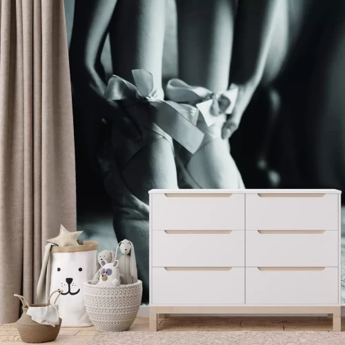 Fototapete Frau, die in Ballettschuhen tanzt