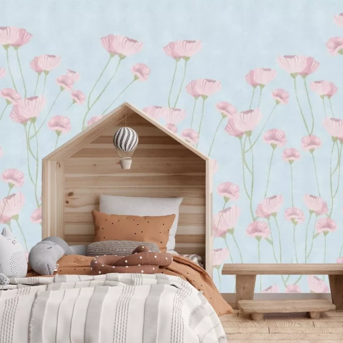 Fototapete Zarte Mohnblumen auf blauem Hintergrund