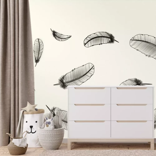 Fototapete Schwarze gemalte Federn auf hellem Hintergrund