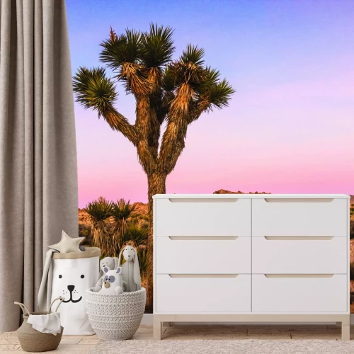 Fototapete Bäume mit trockener Wüstenvegetation