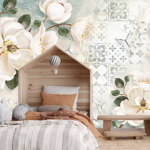 Fototapete Botanisches Muster mit weißen Blumen und Schmetterlingen auf Mosaikhintergrund