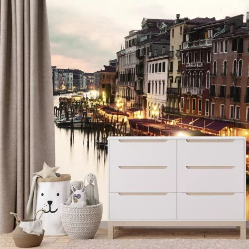 Fototapete Landschaft der Kanäle in Venedig bei Einbruch der Dämmerung