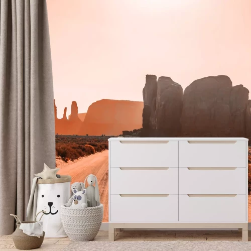 Fototapete Sandiger Weg in der Wüste zwischen Felsen