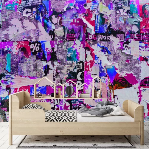 Fototapete Zerrissene künstlerische Plakate an der Wand