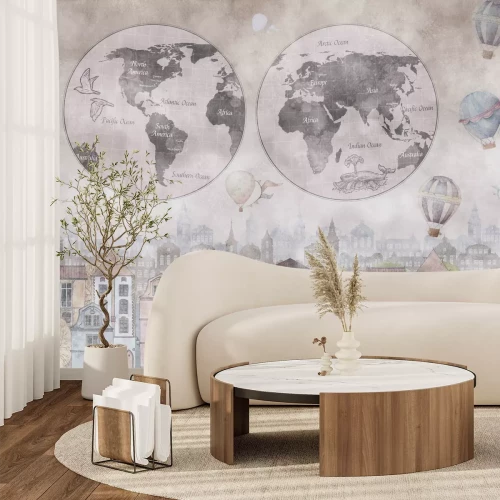 Fototapete Weltkarte und bunte Ballons über einer Aquarellstadt
