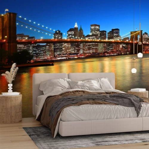 Fototapete Brooklyn Bridge bei Sonnenuntergang mit Stadtpanorama