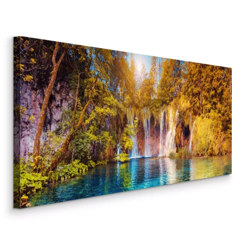 Bild Waldlagune mit Wasserfällen