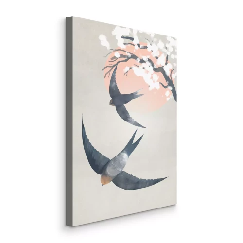 Bild Zwei Schwalben und eine Kirschblüte vor dem Hintergrund der Sonne