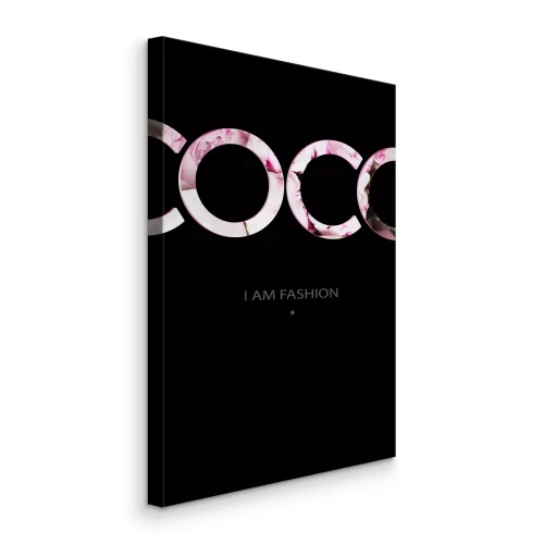 Bild Bunte Coco-Schriftzüge auf dunklem Hintergrund