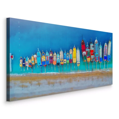 Bild Eine Reihe von Booten am Strand, aus der Vogelperspektive gesehen